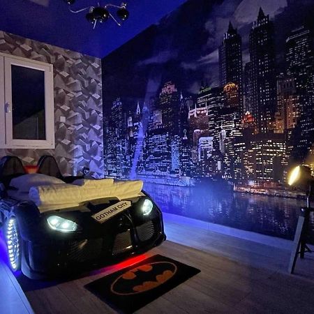 New - Bat'Appart - Dijon - Insolite Longvic Ngoại thất bức ảnh
